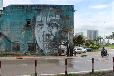 Urban Xchange - Malasya 2015 - creditVhils.jpg